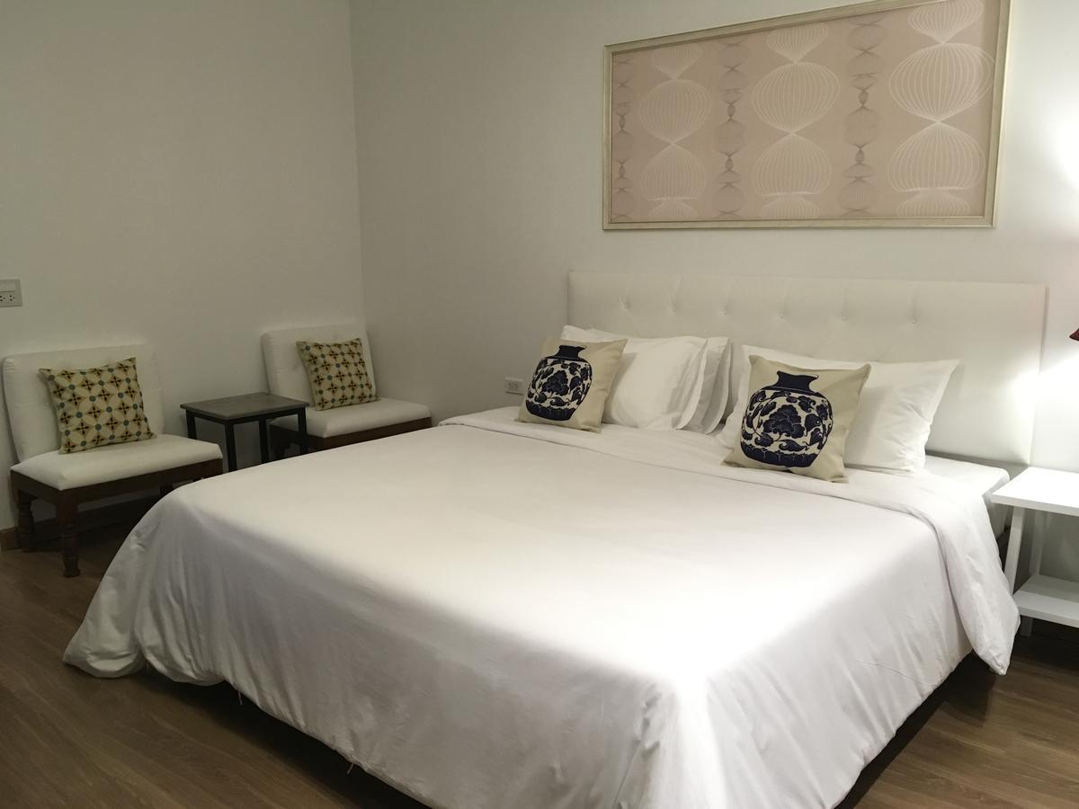 Phetcharat Grand Hotel Maesot Mae Sot Buitenkant foto