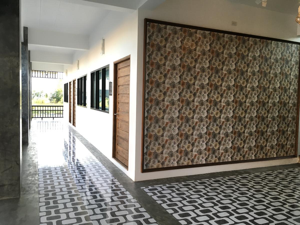 Phetcharat Grand Hotel Maesot Mae Sot Buitenkant foto