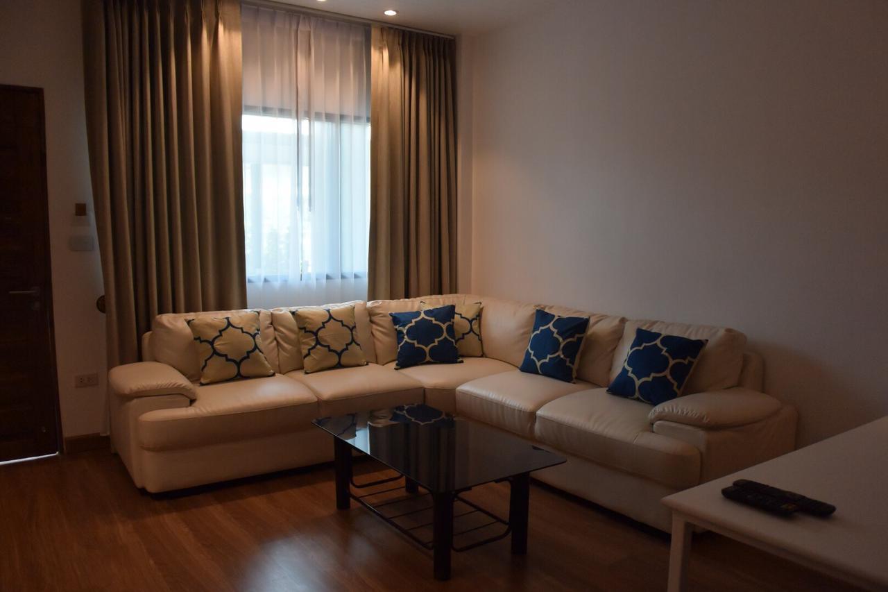 Phetcharat Grand Hotel Maesot Mae Sot Buitenkant foto