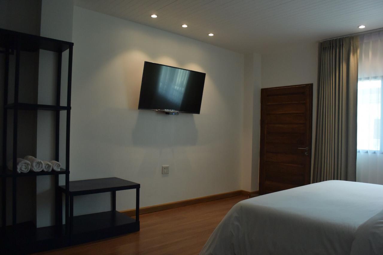 Phetcharat Grand Hotel Maesot Mae Sot Buitenkant foto