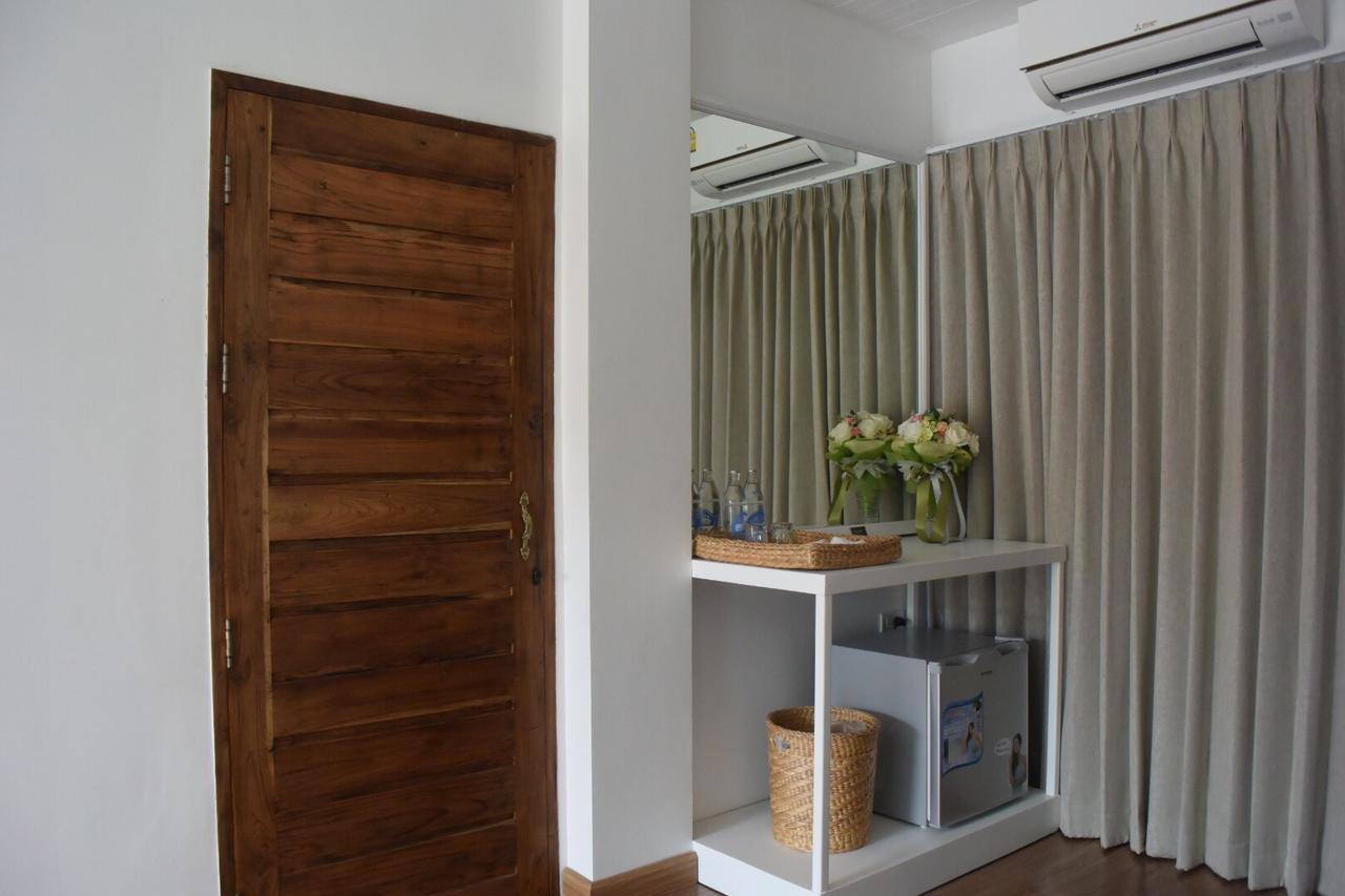 Phetcharat Grand Hotel Maesot Mae Sot Buitenkant foto